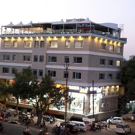 Hotel City Crown Mandsaur Luaran gambar