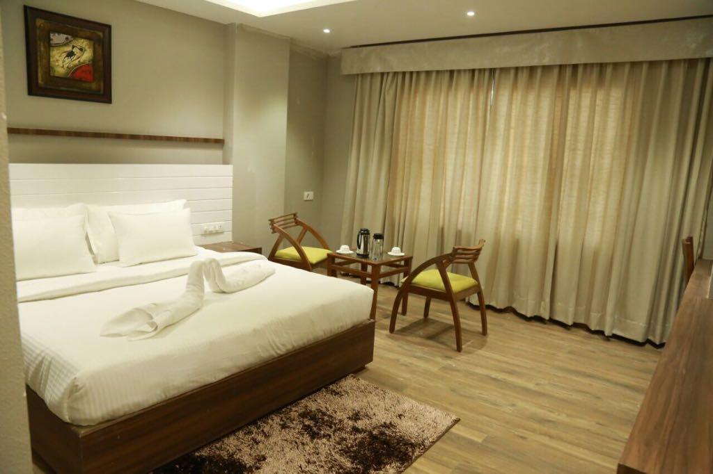 Hotel City Crown Mandsaur Luaran gambar