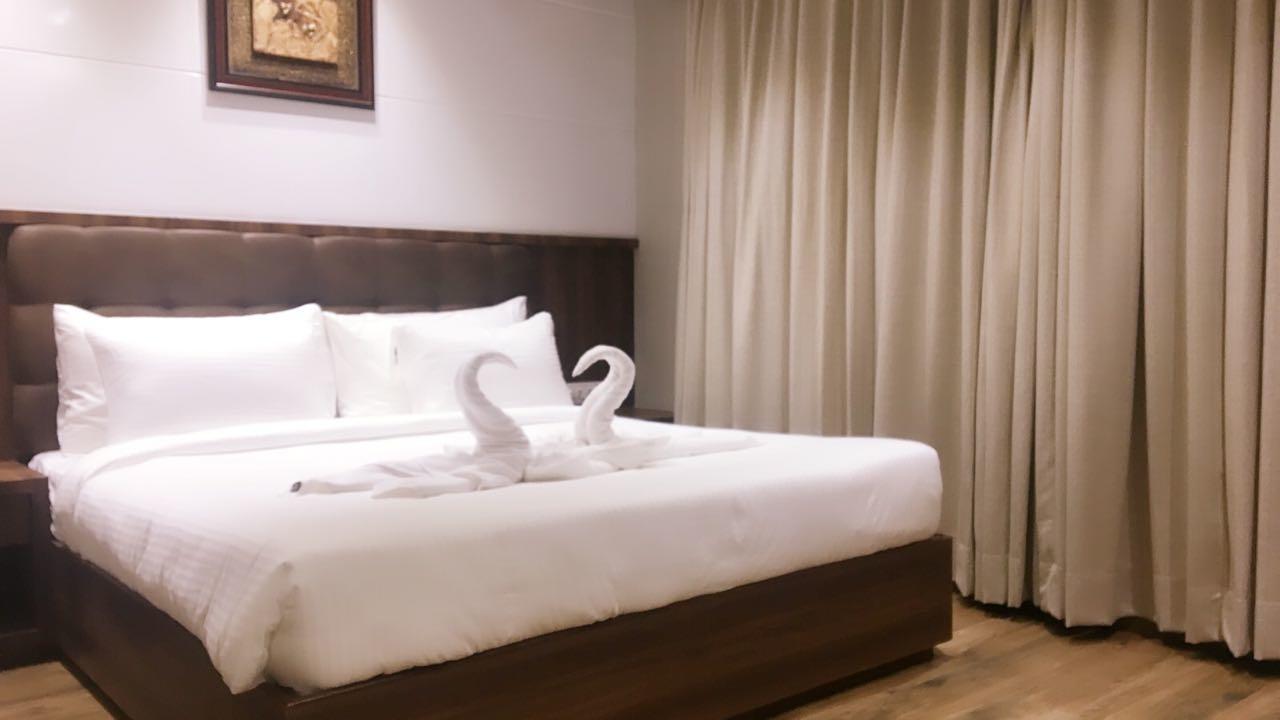 Hotel City Crown Mandsaur Luaran gambar